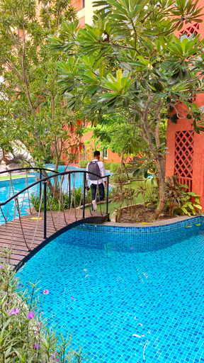 Others 2, Entire Apartment with Pool View , Pattaya
