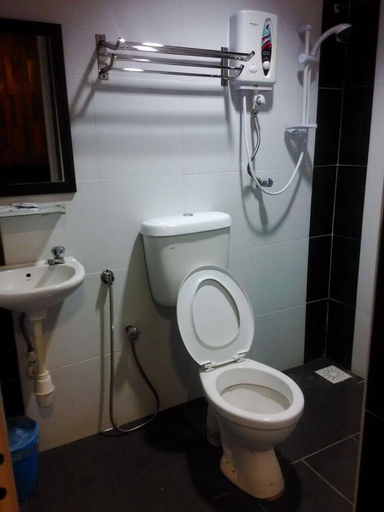 Bathroom 4, Mabohai Resort Klebang, Malacca City