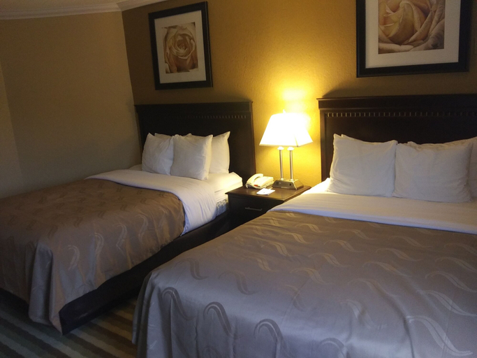 Bedroom 3, Quality Inn & Suites Syracuse Fairgrounds, Onondaga