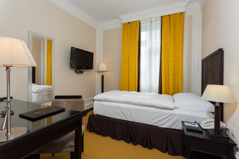 Bedroom 2, Euler Hotel Basel, Basel