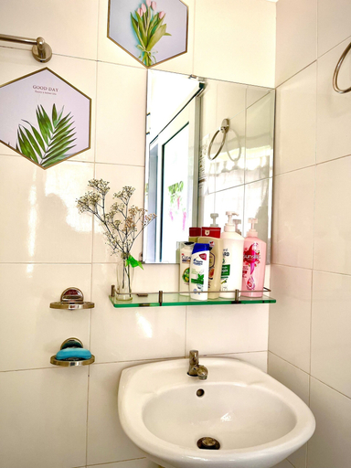 Bathroom 4, THE JOYS HOSTEL, District 1