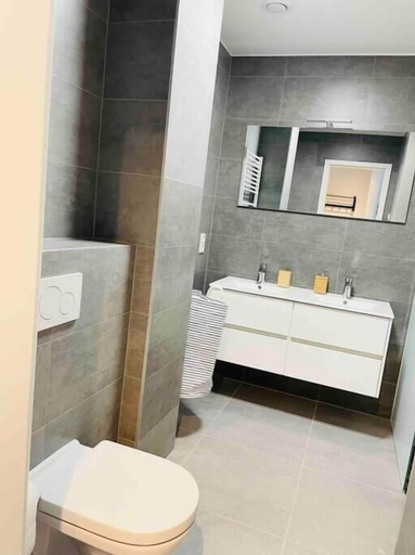 Bedroom 2, Luxury New Flat with Terrace & Parking, Luxembourg