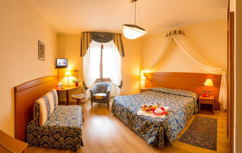 Others 3, HOTEL RISTORANTE COMBOLO, Sondrio