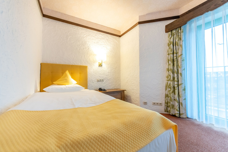 Bedroom 4, Contel Hotel Koblenz, Koblenz