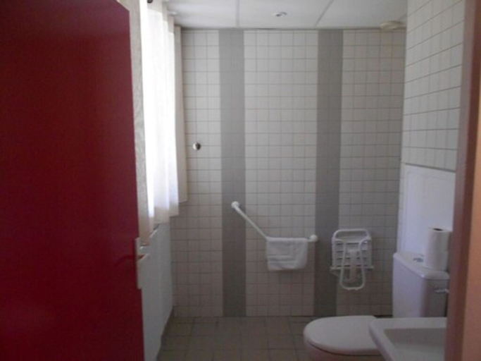 Bathroom, Le Fontenil, Hautes-Alpes