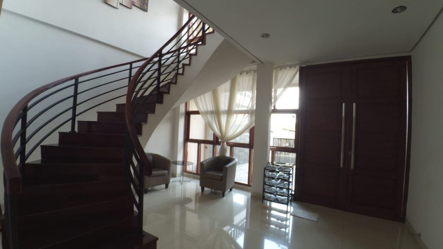 Others 4, Orion Guest House, Bandung