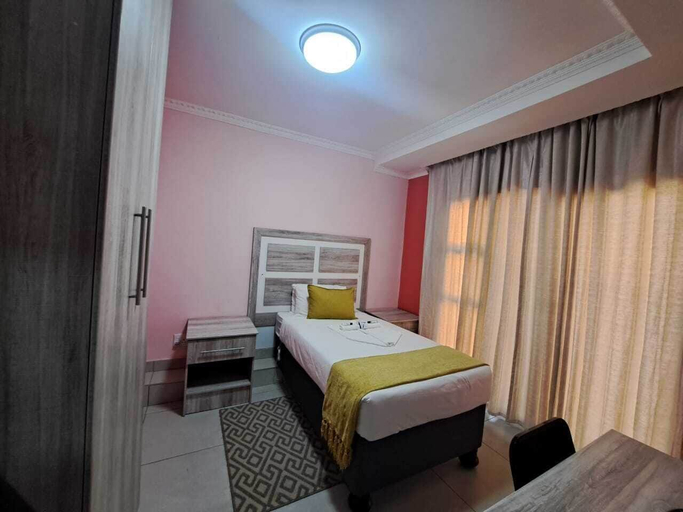 Bedroom 2, Jate Guest House