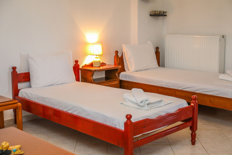 Bedroom 3, Antonia House, Thessaly
