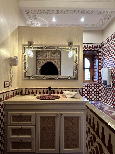 Bathroom 4, Riad Shajara, Marrakech