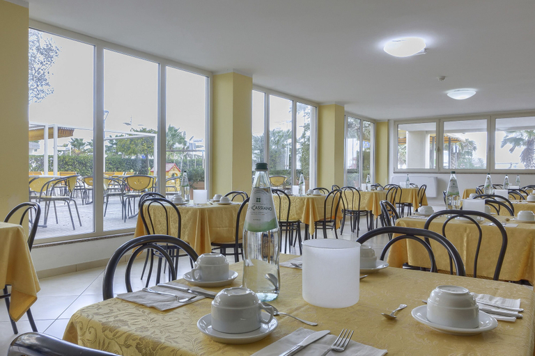 Food & Drinks 2, ALBERGO SAVOIA, Rimini