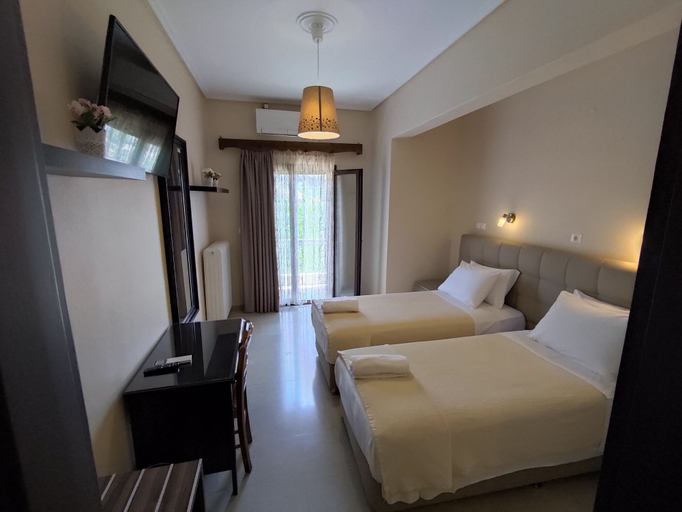 Bedroom 4, Spartacus House, Thessaly