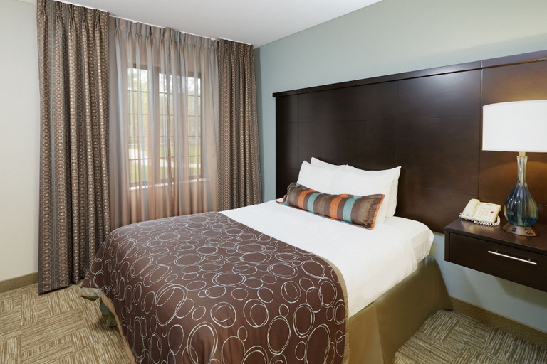 Bedroom 2, Staybridge Suites CHICAGO - LINCOLNSHIRE, Lake