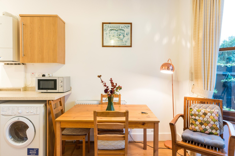 Others 2, NEW Stylish 1 Bedroom Flat With Garden London, London