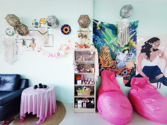 Others 4, Lanting House / King Bed Room / 2 person/ Balcony, Phuket Island