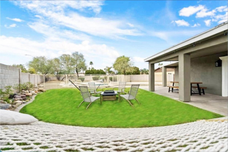 Exterior & Views 2, The Scott With Heated Pool by Homeslice Stays, Maricopa