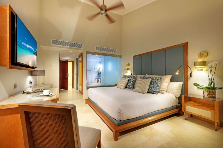 Bedroom 4, Grand Palladium Punta Cana Resort & Spa - All Inclusive, Salvaleon de Higuey