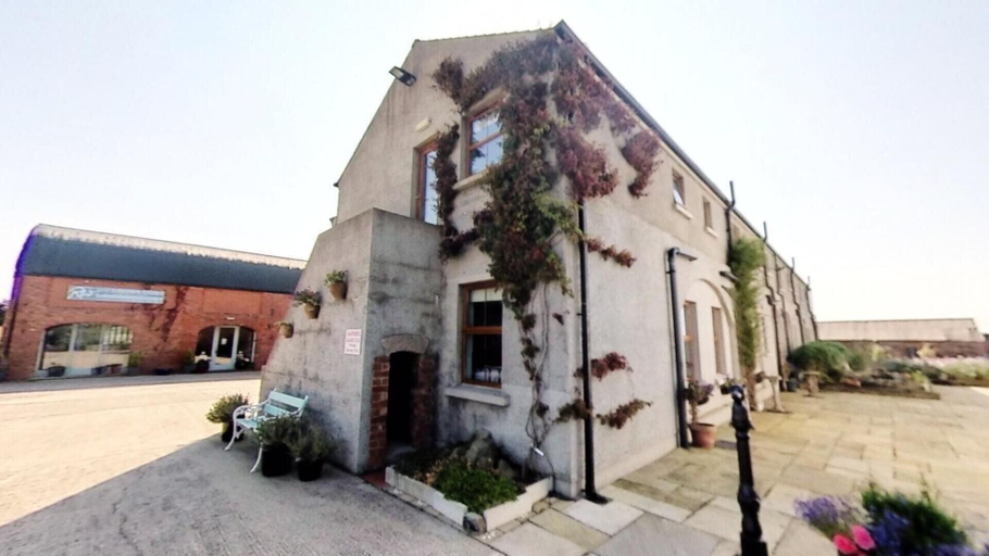 Others 3, Charming 3-bed Cottage Moira - Hillsborough, Lisburn and Castlereagh