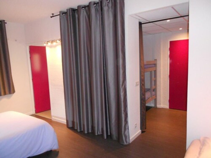 Bedroom 4, Le Fontenil, Hautes-Alpes