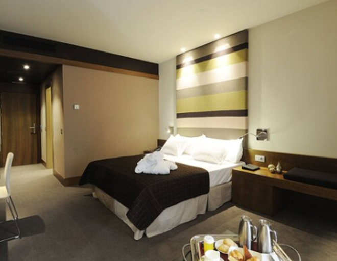 Bedroom 3, Blau Hotel Las Caldas, Asturias