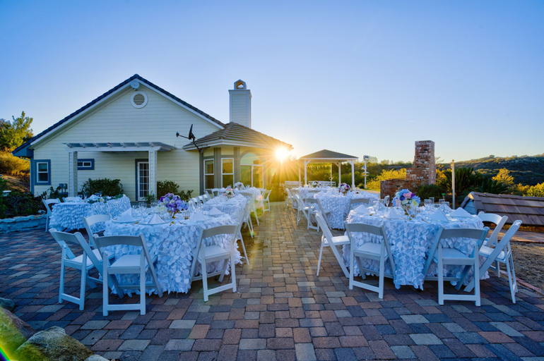 Food & Drinks, The Grand Haven Home, San Diego