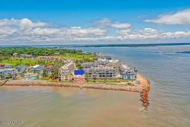 Others 5, 647 New Haven, Beaufort