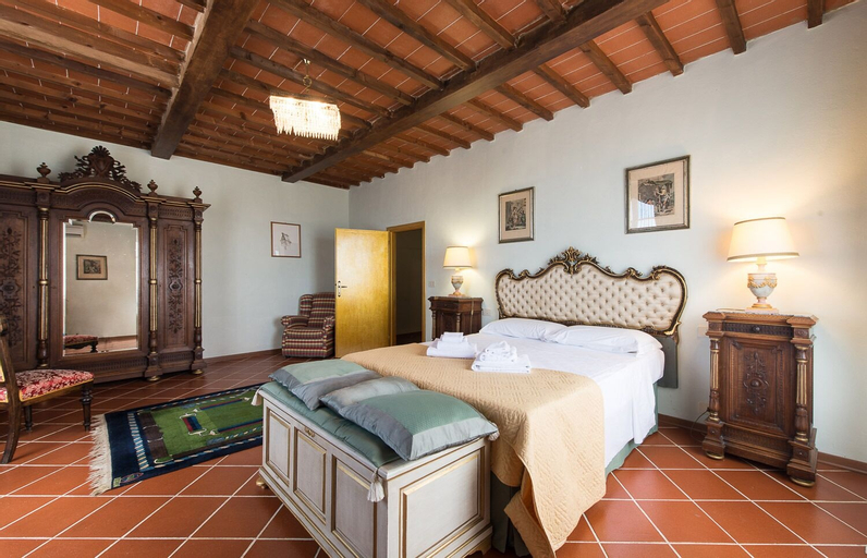 Bedroom 24