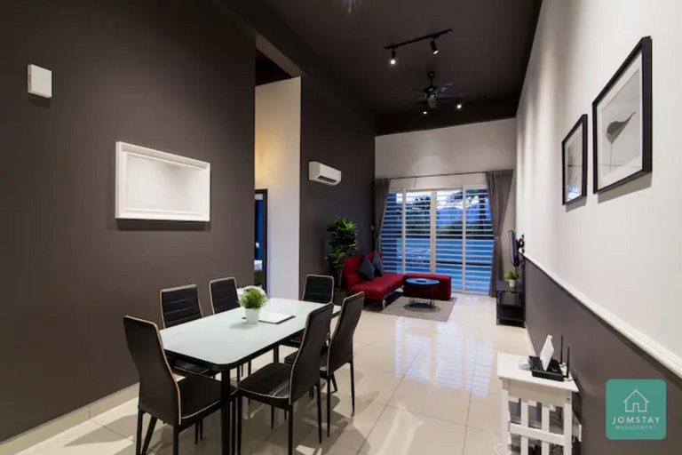 Dining Room 22