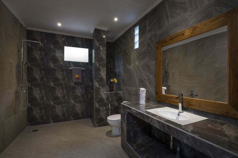 Bathroom 5, Villa Suari I, Karangasem