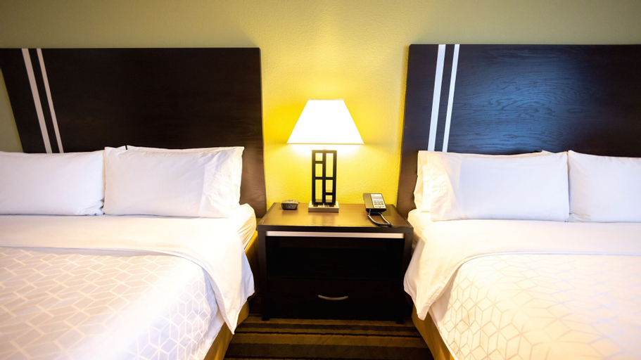 Bedroom 13