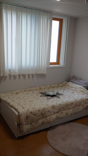 Bedroom 2, King's garden -Ikseon Stay, Jongno