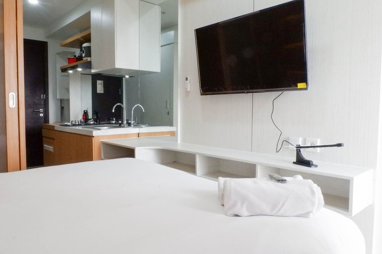 Bedroom 2, Cozy Living at Studio Apartment Klaska Residence By Travelio, Surabaya