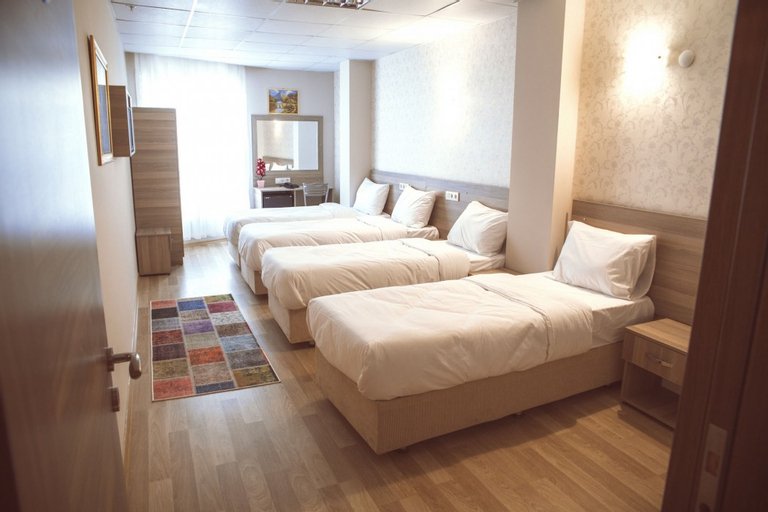 Bedroom 2, Grand Dedem Hotel, Esenyurt