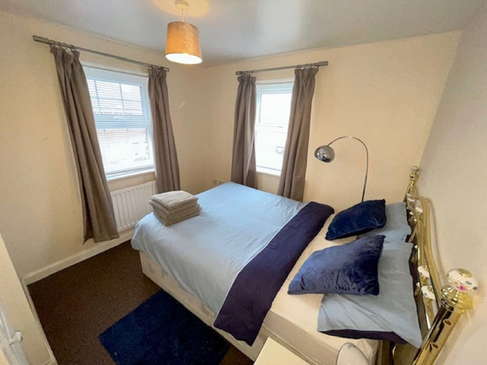 Bedroom 2, Amama's Cabin, Norfolk
