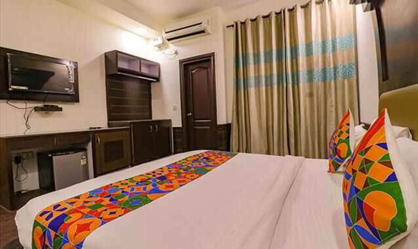 Bedroom, Roomshala 059 Sp Lodge, West