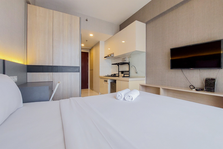 Bedroom 3, Gorgeous and Tidy Studio at Sky House BSD Apartment By Travelio, South Tangerang
