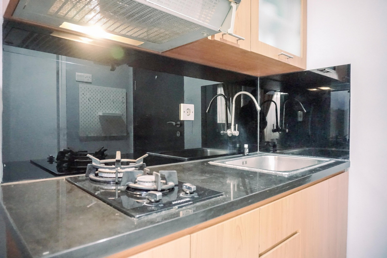Dining Room, Simply and Comfort Stay 2BR at Belmont Residence Puri Apartment By Travelio, West Jakarta