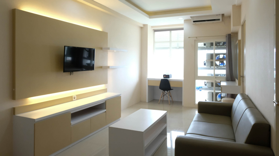 Others 5, Elegant and Spacious 3BR at Bale Hinggil Apartment By Travelio, Surabaya