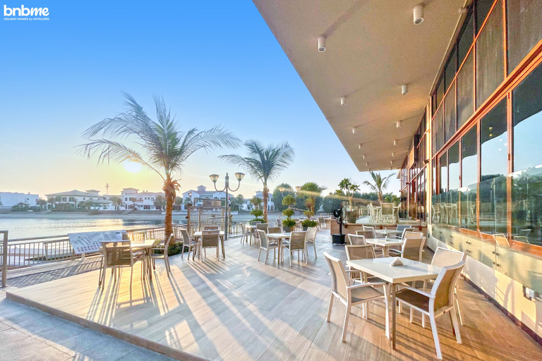 Food & Drinks 5, bnbme | Palm Views West | STUDIO, Dubai