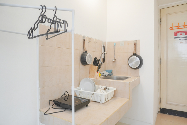 Others, Minimalist Studio Taman Semanan Indah Cengkareng Apartment By Travelio, West Jakarta