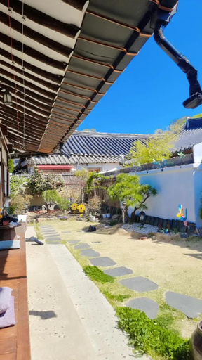 Others 5, Jeonju Hanok Maeul Sukbak Byeolbit Goong, Jeonju