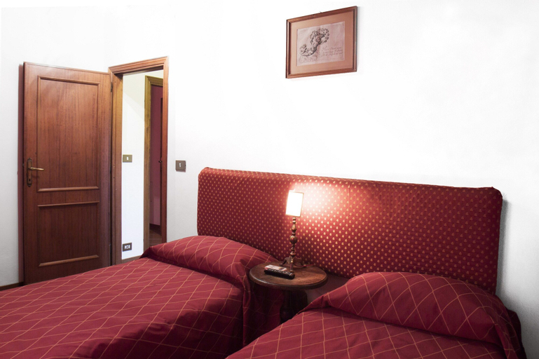 Bedroom 23