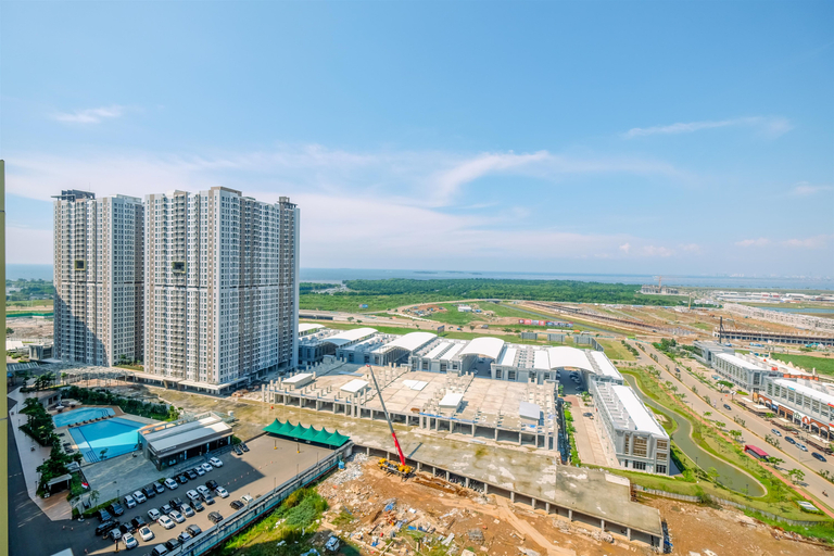 Others 3, Warm Studio at Tokyo Riverside PIK 2 Apartment By Travelio, Tangerang