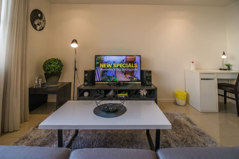 Others 4, Zen by the Ocean - 1 BR Executive Apt, City - Inner