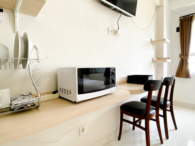 Others 4, Best Choice Studio Room (No Kitchen) at Elvis Tower Apartment By Travelio, Cikarang