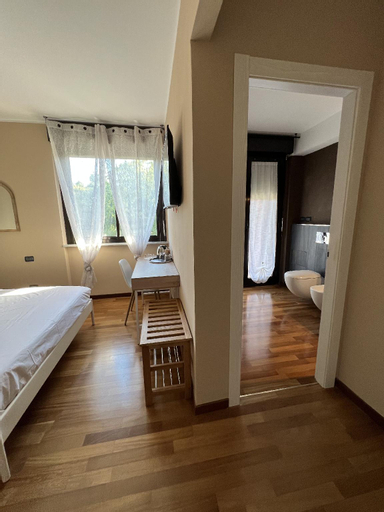 Camera doppia con bagno privato e terrazzino, La Spezia