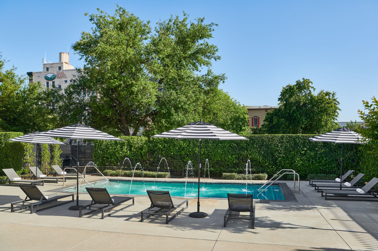 Sport & Beauty 3, The Darling Hotel, Tulare