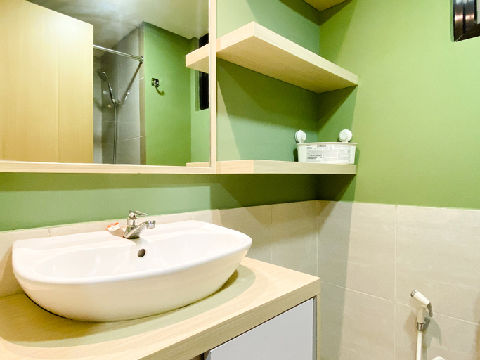 Bedroom 2, Best Homey 2BR at Meikarta Apartment By Travelio, Cikarang
