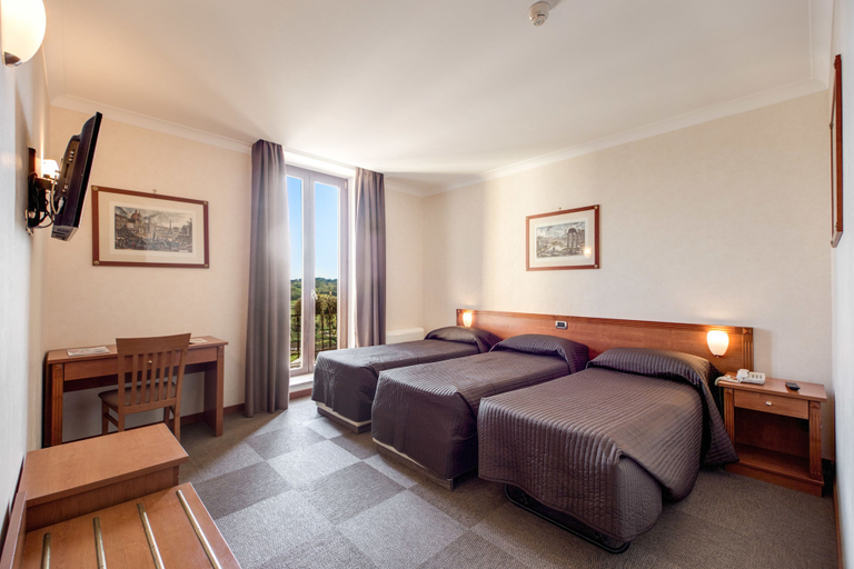 Bedroom 4, Romoli Hotel, Rome