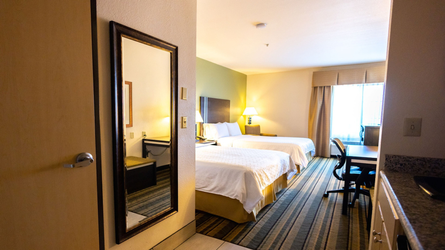 Bedroom 12