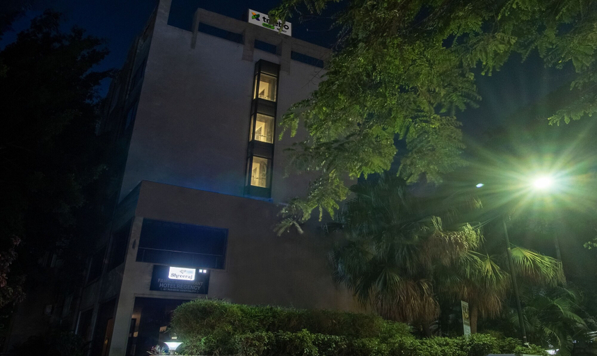 Exterior & Views 2, Treebo Regency - Bund Garden, Dhole Patil Road, Pune